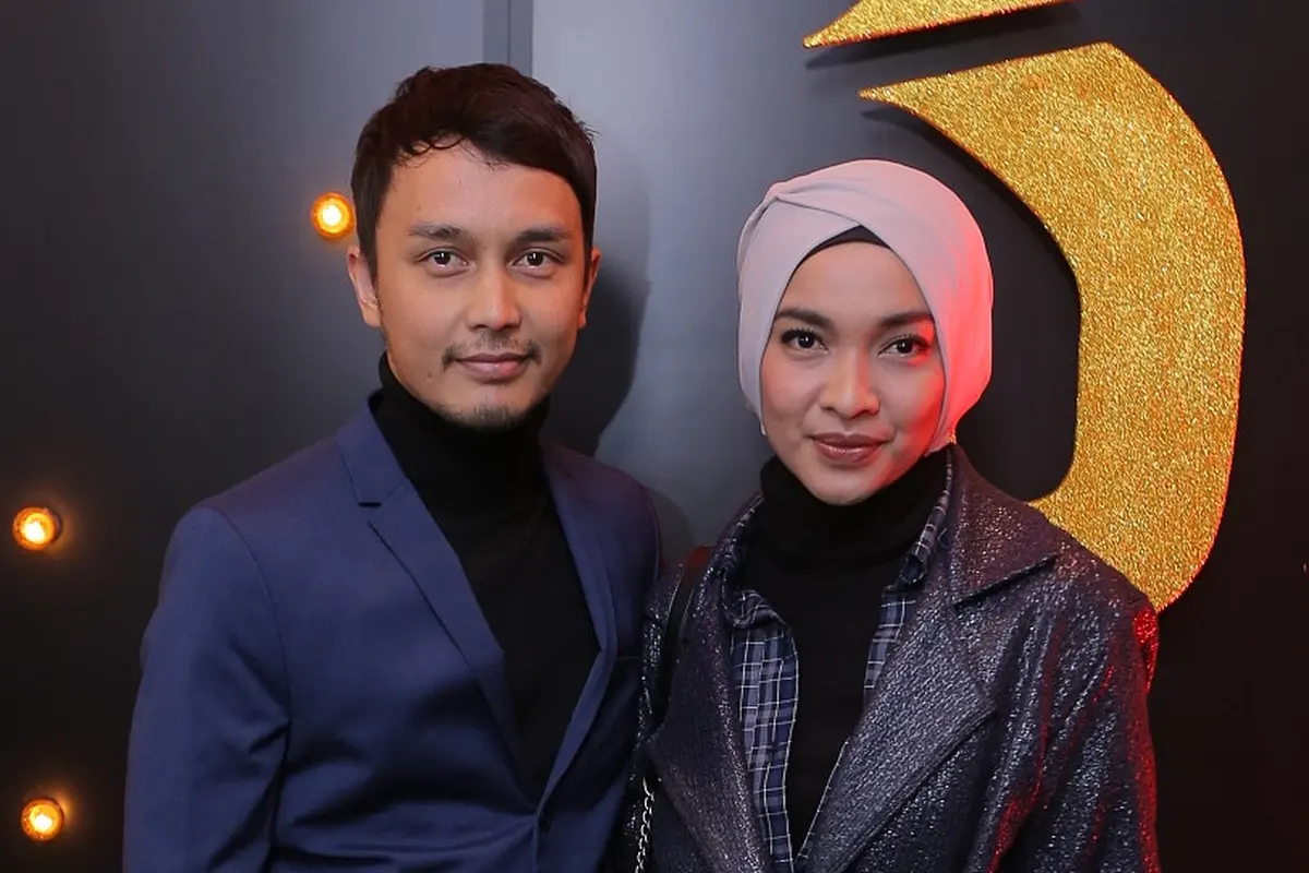 [Fimela] Dimas Aditya - TIka Bravani