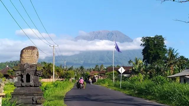 evaluasi status awas Gunung Agung