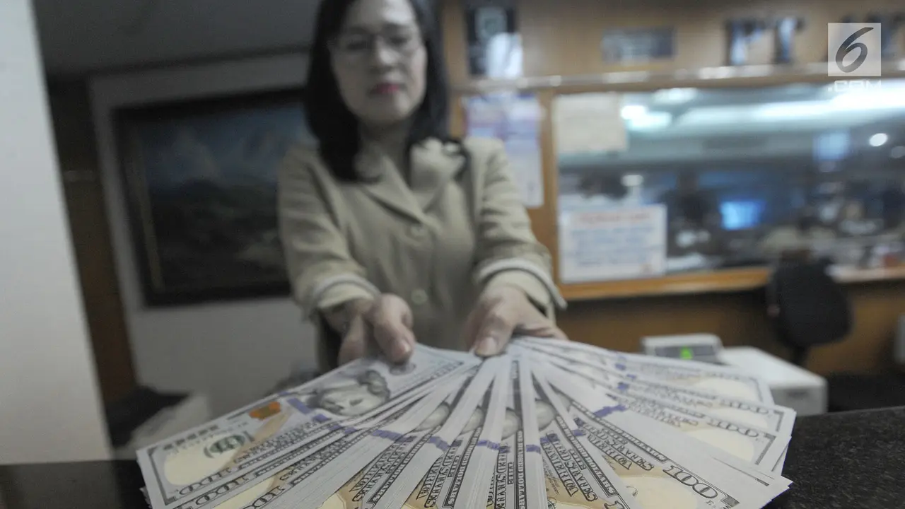 Rupiah Tembus 14.600 per Dolar AS