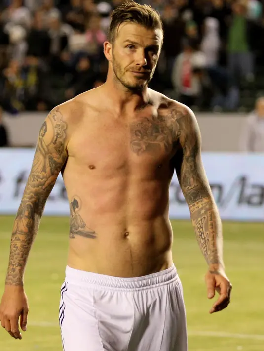 David Beckham dengan no punggung 23 dari Los Angeles Galaxy meninggalkan lapangan setelah pertandingan bersama Portland Timbers di The Home Depot Center, California (14/04/2012). (Stephen Dunn / Getty Images / AFP)