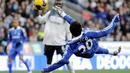 Chelsea's Portugese midfielder Deco scores the second goal during English Premier league match against Bolton at Reebok Stadium, Bolton, on December 6, 2008. AFP PHOTO/ANDREW YATES