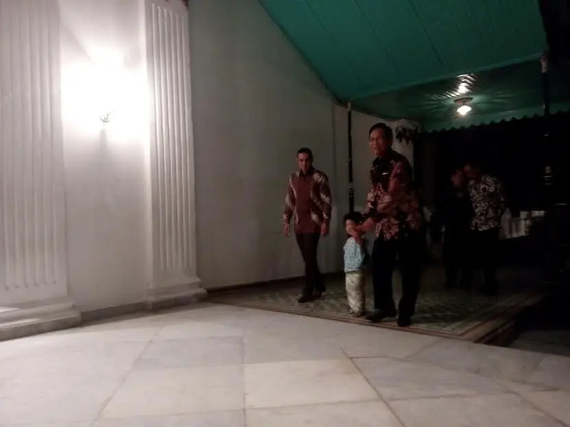 Gubernur Daerah Istimewa Yogyakarta (DIY) Sri Sultan HB X akan menggelar open house dan syawalan di Bangsal Kepatihan pada Senin, 3 Juli 2017. (Liputan6.com/Yanuar H)