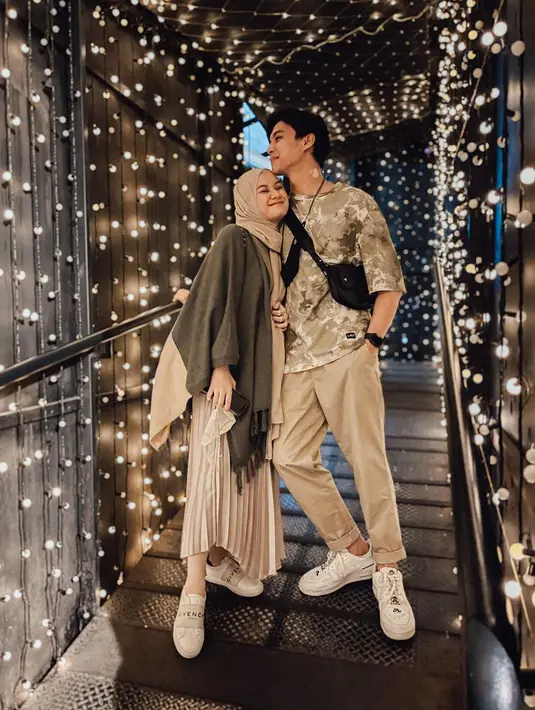 Rey Mbayang dan Dinda Hauw (Instagram/dindahw)