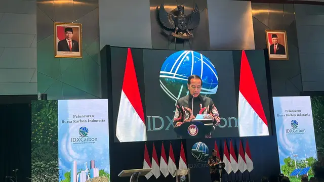 Presiden Joko Widodo (Jokowi) meresmikan bursa karbon di Bursa Efek Indonesia (BEI) pada Selasa (26/9/2023). (Foto: Liputan6.com/Elga N)