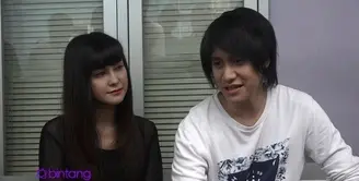 Ternyata Kevin Aprilio ahli mencari relasi kerja ataupun pacar dari sosial media. Bahkan ia punya trik sendiri untuk mencari tahu seseorang secara detail di sosial media.