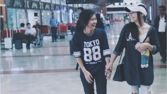 Prilly Latuconsina dan Gritte Agatha