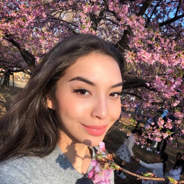 Potret Manohara Pinot (Sumber: Instagram/@manodelia)