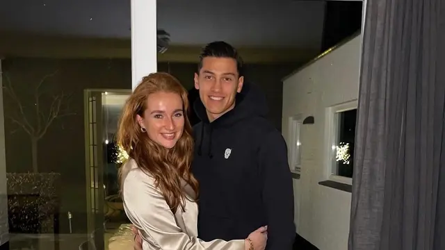 Potret Pien Boonen, Kekasih Jay Idzes Pemain Timnas Indonesia yang Berprofesi sebagai Model. (instagram/jayidzes)