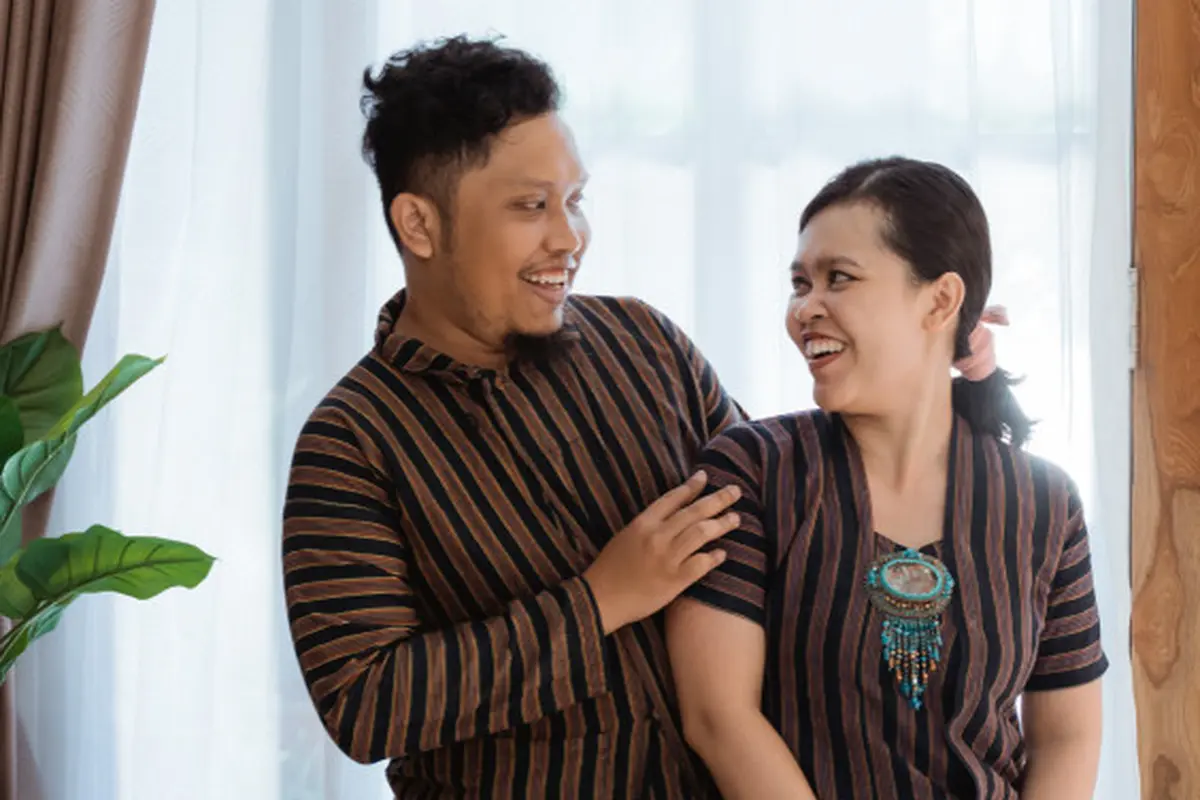 jawa couple bahagia menikah