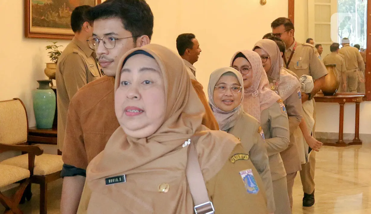 Hal ini menyusul kebijakan dari arahan Kementerian Pendayagunaan Aparatur Negara dan Reformasi Birokrasi (KemenPAN-RB). (Liputan6.com/Herman Zakharia)