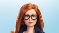 Sarah Gilbert, sosok dibalik vaksin Oxford-AstraZeneca terpilih menjadi model boneka Barbie. (FOTO: Instagram/Barbie).