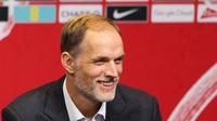 Pelatih timnas sepak bola pria Inggris yang baru saja ditunjuk, Thomas Tuchel dari Jerman, berbicara dalam sebuah konferensi pers di stadion Wembley, di London, pada 16 Oktober 2024. (Adrian Dennis/AFP)