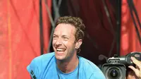 Vokalis grup band Coldplay ini mengatakan agar Gwyneth segera mundur dari kehidupannya. Gwyneth memang dikabarkan sudah usil dengan perlakuannya kepada kekasih Chris Martin tersebut. (AFP/Bintang.com)