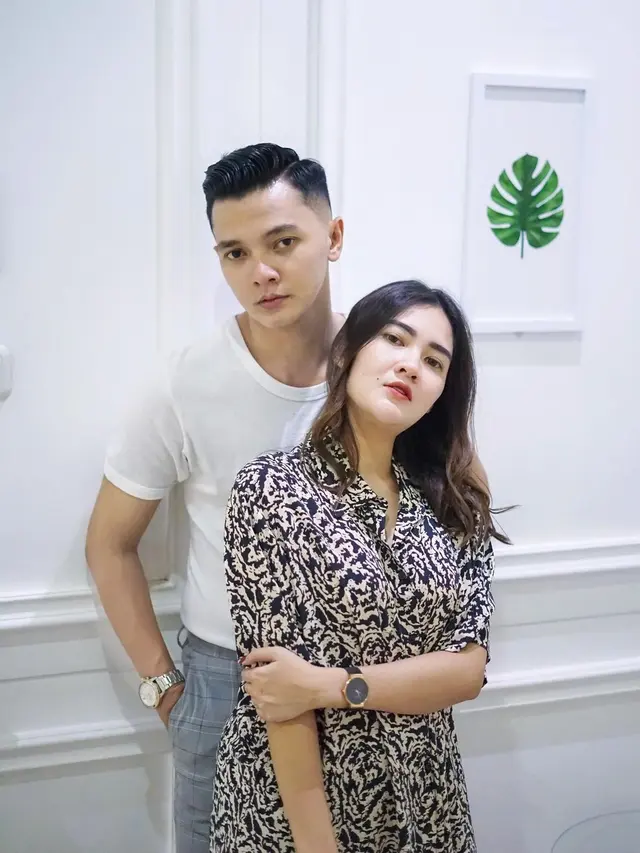 Potret Nella Kharisma dan Dory Harsa
