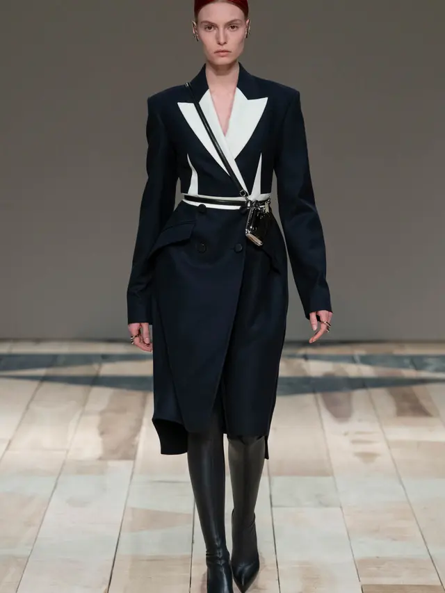 Alexander McQueen Fall 2020