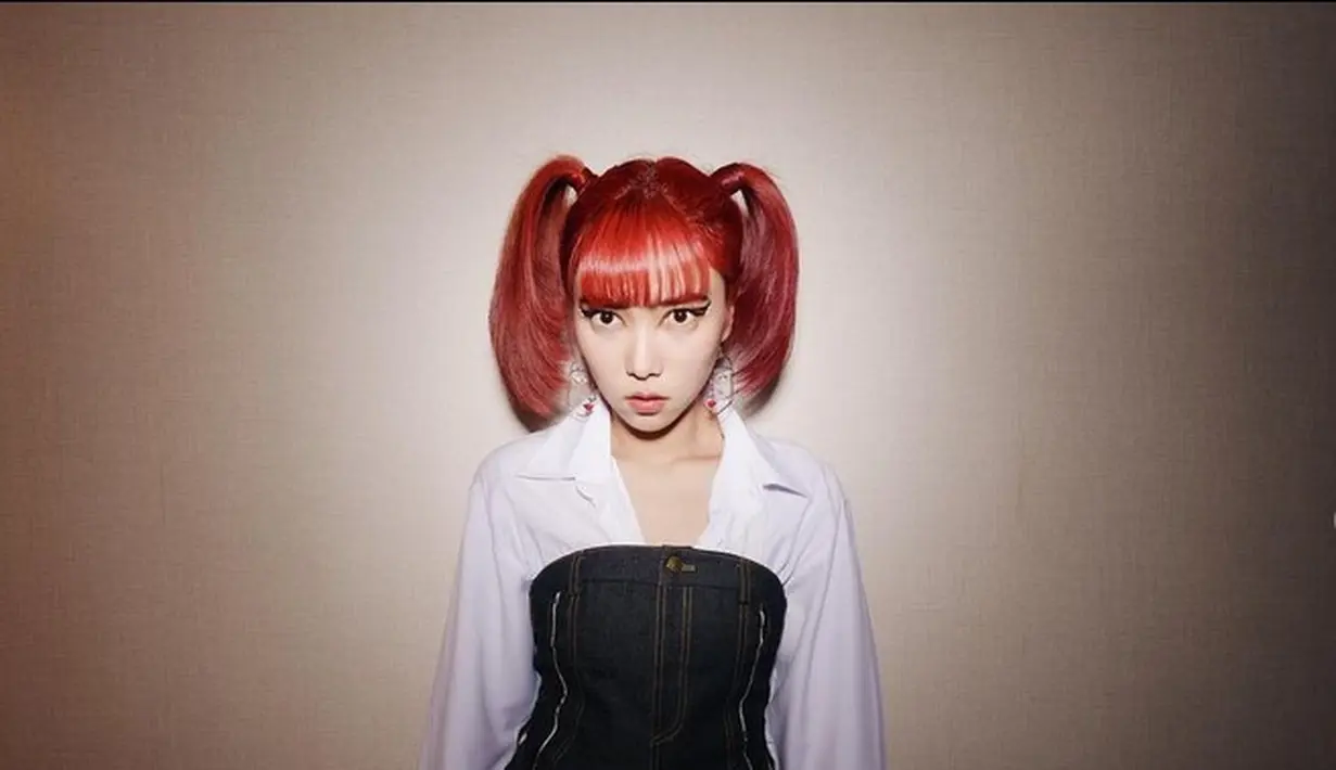 Instagram.com/@isyanasarasvati