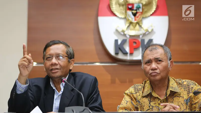 Mahfud MD Sebut Hak Angket KPK Cacat Hukum