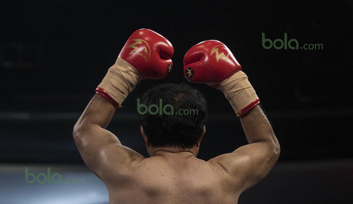 Ellyas Pical merupakan sosok legenda tinju yang telah membawa harum nama Indonesia pada era 1980-an. (Bola.com/Vitalis Yogi Trisna)