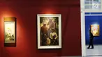 Sejumlah karya lukisan dipajang saat persiapan pameran lukisan koleksi Istana di Galeri Nasional, Jakarta, Senin (31/7). Pameran lukisan tersebut akan di buka untuk umum pada tagal 2 Agustus 2017 mendatang. (Liputan6.com/Angga Yuniar)