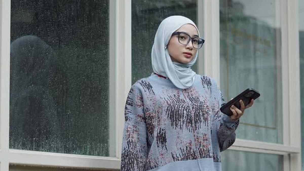 8 OOTD Influencer Anselma Putri yang Cocok untuk Outfit Liburan Akhir Tahun dari Kasual hingga Kebaya