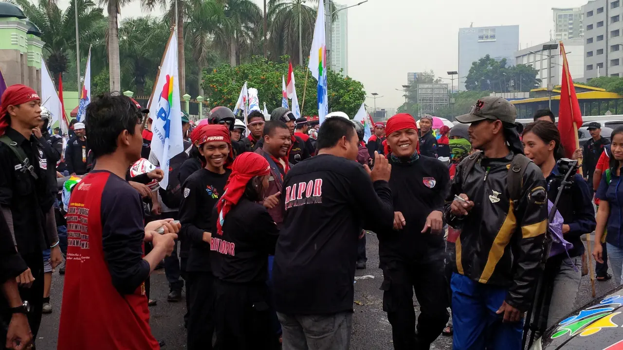 20151208-demo-jakarta-buruh