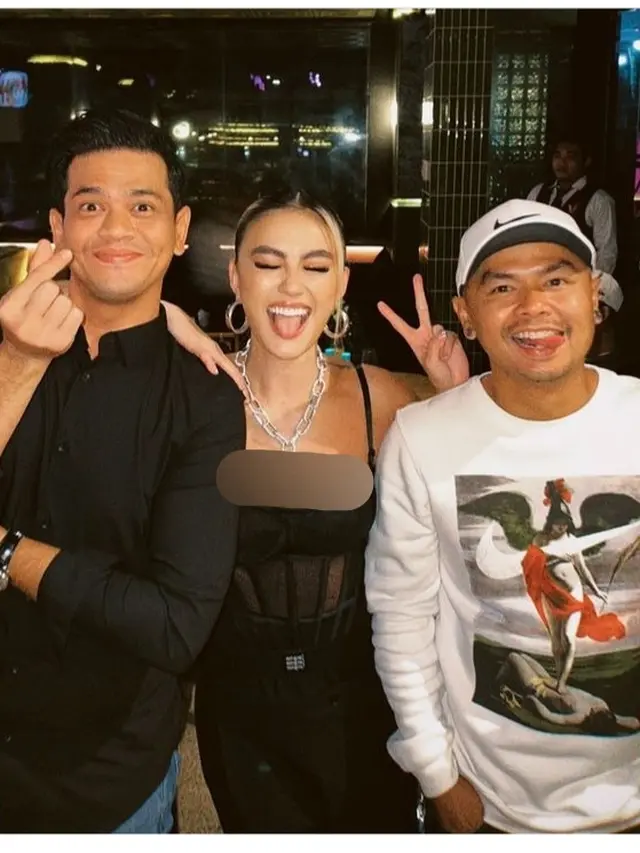 Momen Agnez Mo hangout bareng teman artis di resto miliknya (Foto: Instagram agnezmo)
