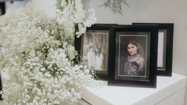 Potret dekorasi acara pengajian Erina Gudono (Bridestory/tim fotografi Morden)
