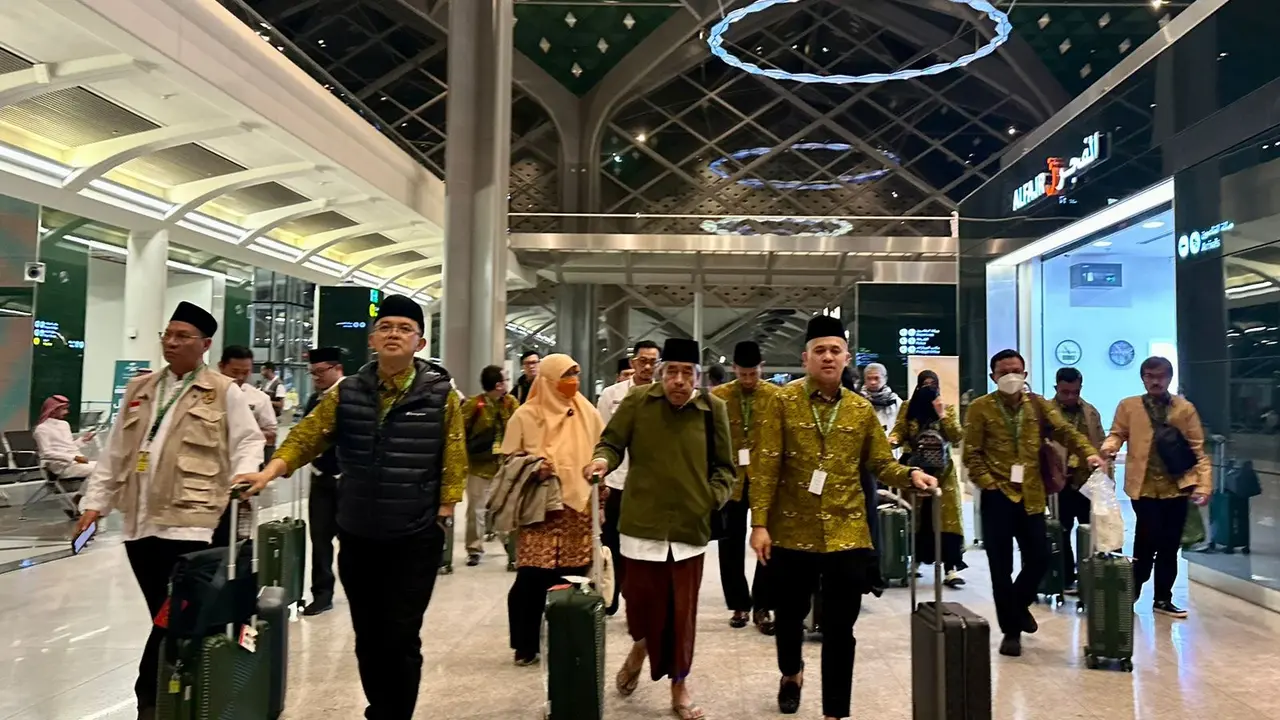 Tim Pengawasan Haji DPR RI terbang ke Arab Saudi untuk meninjau penyelenggaraan dan pelayanan ibadah haji di Tanah Suci. (FOTO: MCH PPIH ARAB SAUDI 2023)