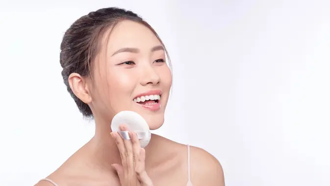 Rahasia Makeup Tahan Seharian Tanpa Minyak Berlebih dengan Bedak Tabur Pilihan