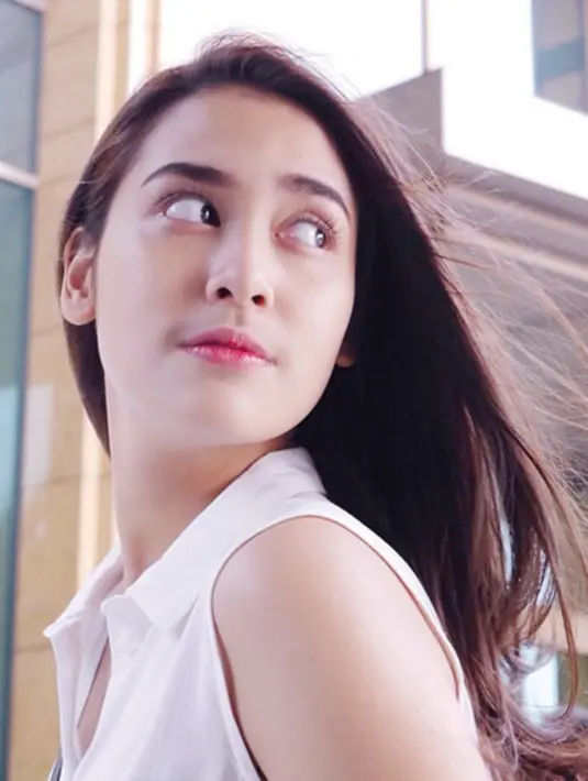 Andania Suri pemenang GADIS sampul pada tahun 2010, sungguh perjuangan yang tidaklah mudah.    (viainstagram@andsur/Bintang.com)