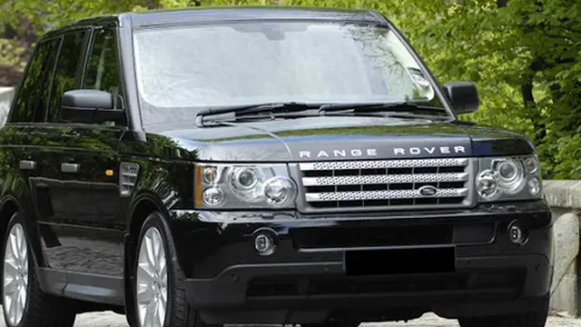Kunci Kemenangan MU atas City, Ini Koleksi Mobil Wah Ashley Young