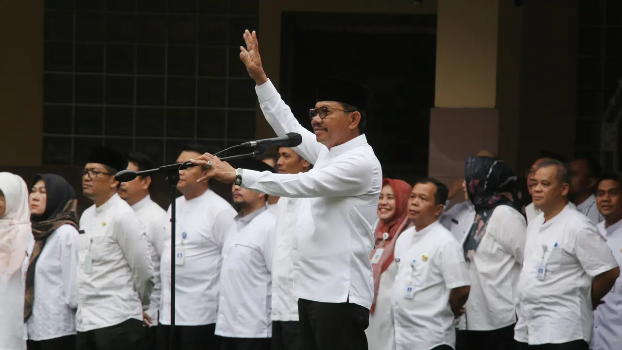 Wali Kota Tangerang Sachrudin Pimpin Apel Perdana