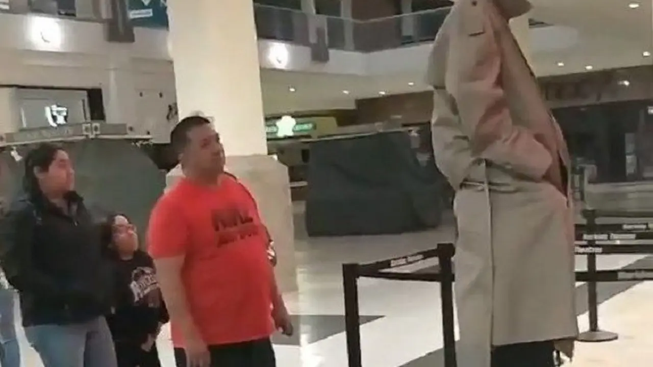 Prankster Ingin Nonton Film Black Panther