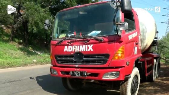 VIDEO: Truk Bermuatan Besar Dilarang Lewat Kalimalang