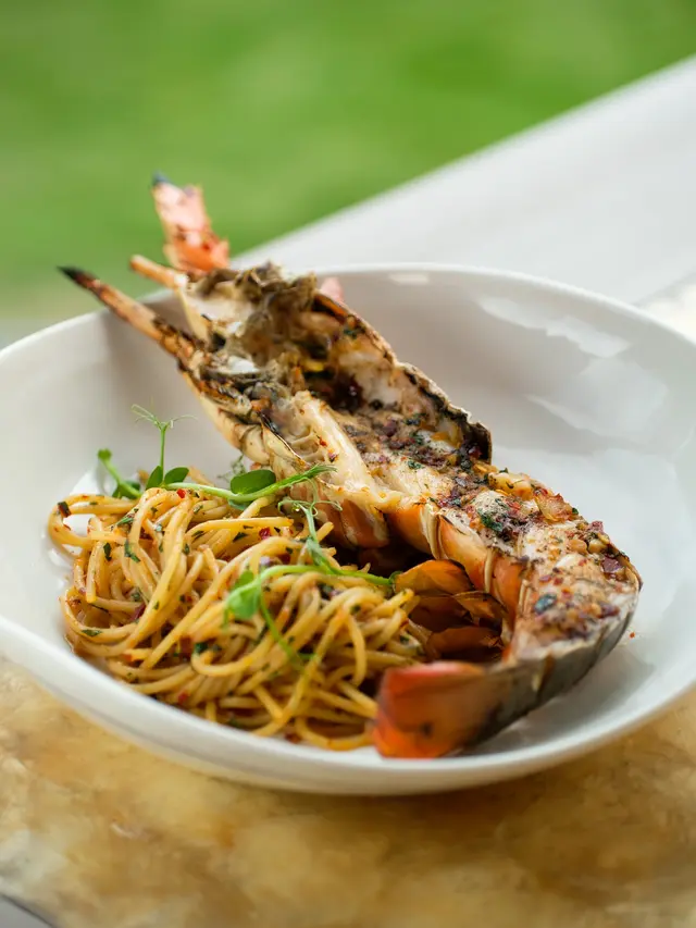 Santai Maksimal di Bali dengan Menikmati Kuliner Mediterania di Tepi Pantai