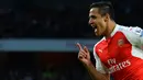 Alexis Sanchez tampil gemilang dengan mencetak dua gol kemenangan Arsenal atas West Bromwich Albion pada pertandingan lanjutan Liga Inggris di Stadion Emirates, London, Jumat (22/4/2016) dini hari WIB. (AFP/Glyn Kirk)
