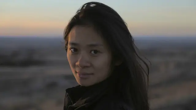 6 Potret Chloe Zhao, Wanita Asia Pertama Peraih Piala Oscar Sutradara Terbaik