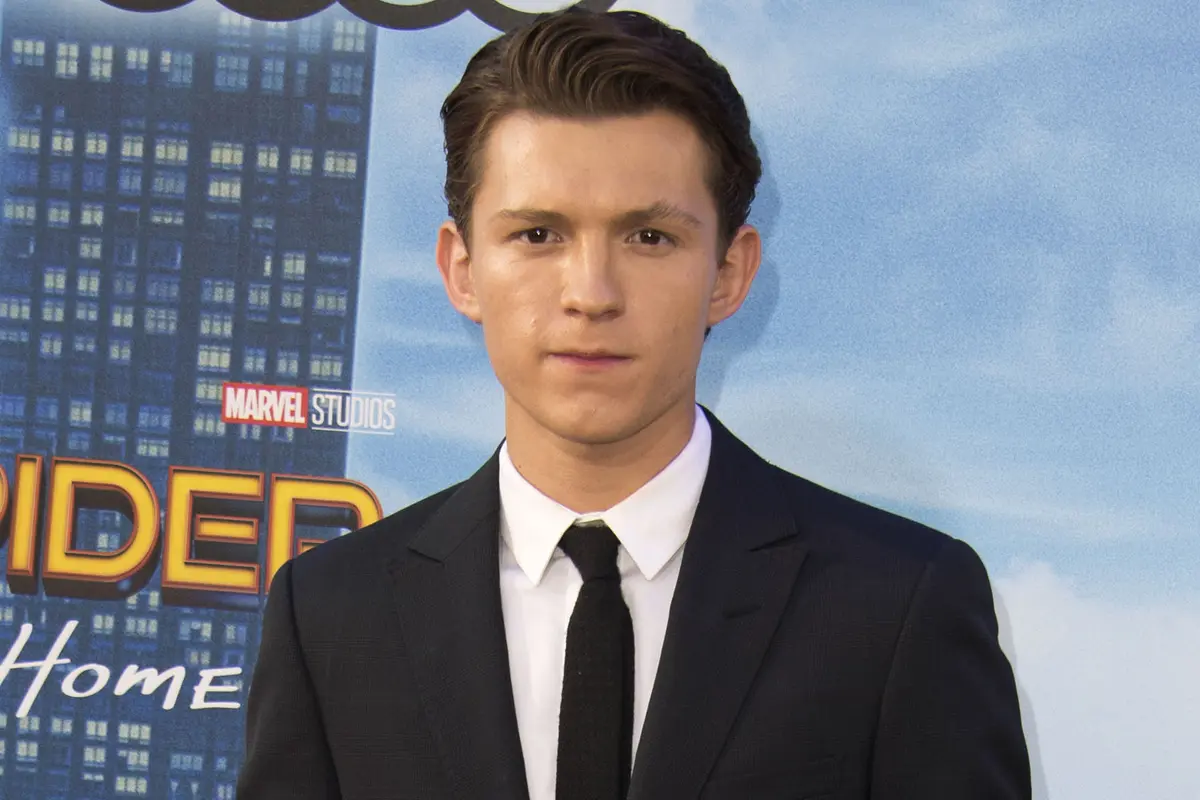 [Bintang Tom Holland