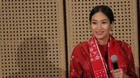 Hamil Enam Bulan, Happy Salma Santai Bolak-balik Jakarta - Bali