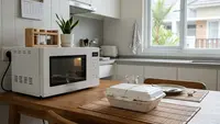9 Barang yang Tidak Boleh Dipanaskan di Microwave, Kenali Sebelum Digunakan