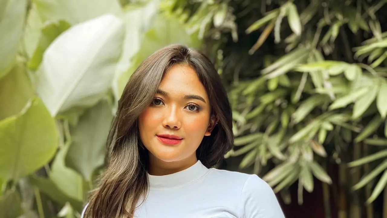 Disebut Makin Berisi, Ini 6 Potret Terbaru Marion Jola yang Makin Bikin Kagum