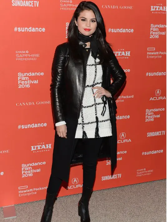 Hollywoodlife.com melaporkan bahwa Selena telah mengabadikan dirinya dengan video di Instagram Live Storynya pada 8 Januari lalu. Di dalamnya, ia mengatakan pelajaran paling berharga di 2016 lalu. (AFP/Bintang.com)