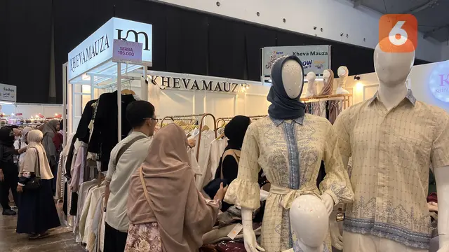 Pengunjung berburu di Gema Ramadan 2025.