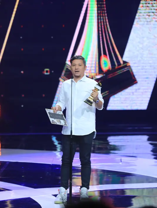 Terjun di dunia akting ternyata tidak menjadi hal yag sia-sia babgi seorang Gading Marten. Belum banyak membintangi film layar lebar, namun Gading sudah berhasil membuktikan kepiawaiannya. (Adrian Putra/Bintang.com)