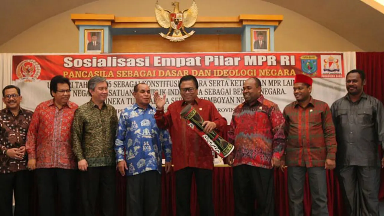 Oesman Sapta: Masyarakat Papua Barat Berpikiran Maju