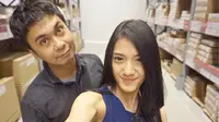 Seperti yang dilansir dari Liputan6.com, di The Hall Senayan City, Jakarta Pusat, beberapa waktulalu Dika pernah mengatakan bahwa ia berharap pernikahannya ini bisa menginspirasi para jomblo. (Instagram/anissaaziza)
