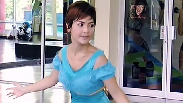 Lewat Belly Dance, Irma Darmawangsa Rampingkan Tubuh