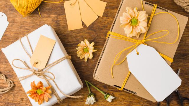 Ilustrasi kado, hampers