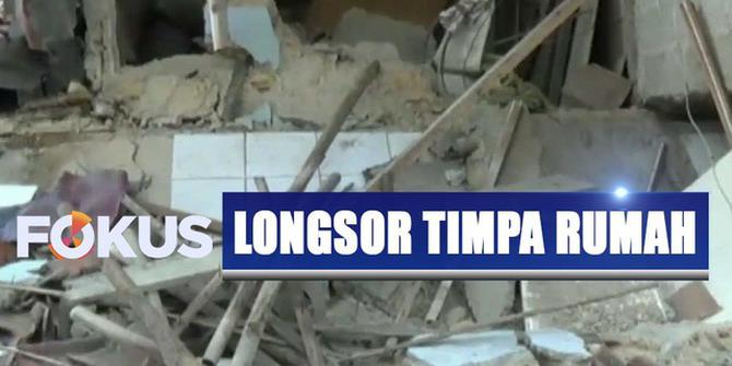 Longsor Turab Rusak Rumah Warga di Bogor, 4 Orang Luka