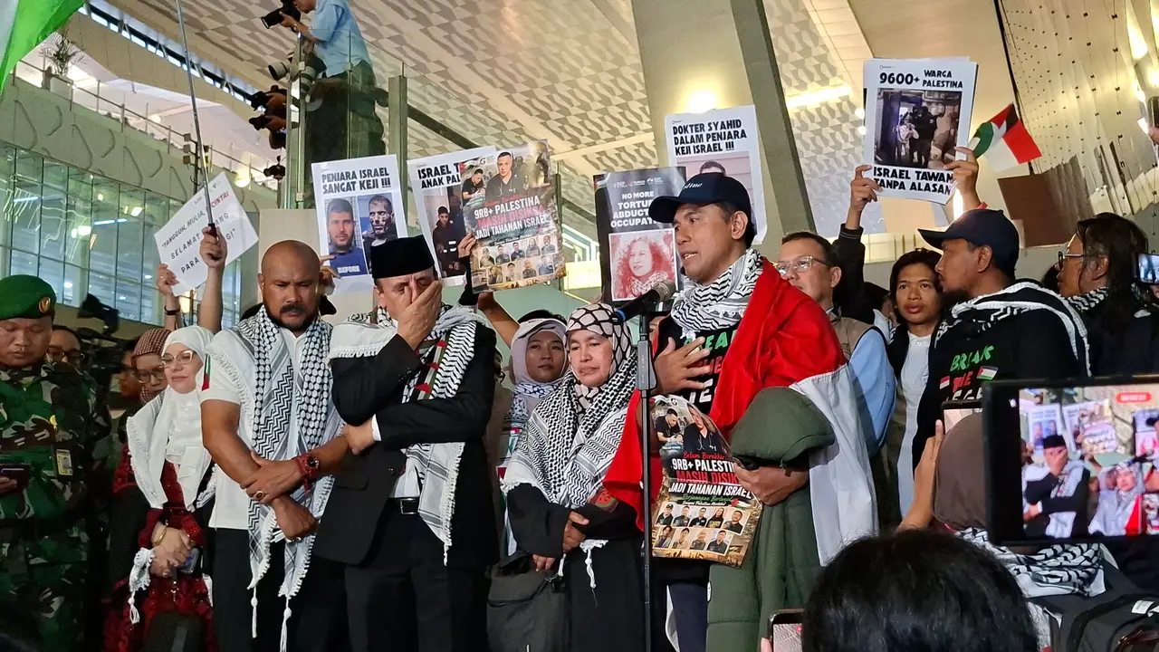 Tangis WNI Usai Ditahan Tentara Israel: Kami Diperlakukan Seperti Hewan